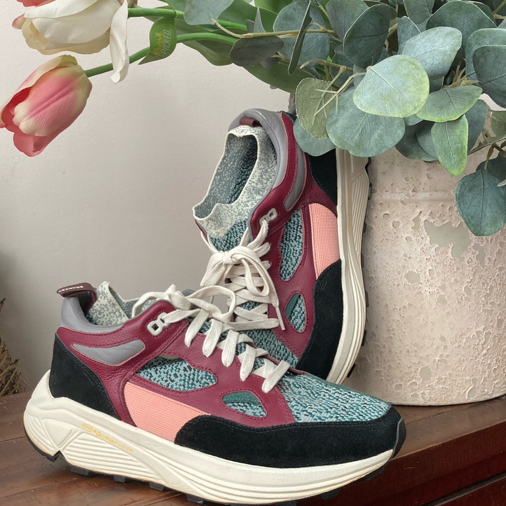 MAISON KITSUNÉ X BRANDBLACK AURA RUNNER WOMEN SZ 10 MEN 8.5 running